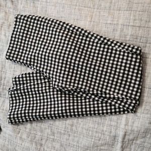 Who what wear cropped pants size 4